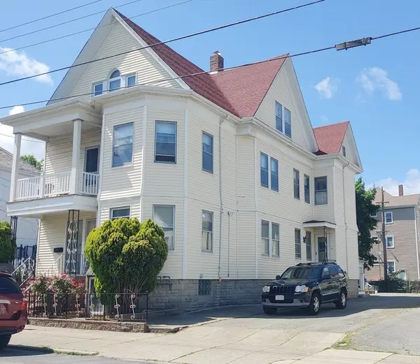 201-203 Whitman St, New Bedford, MA 02745