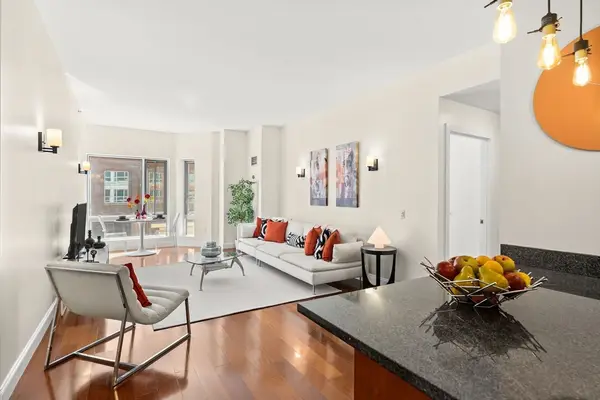 17 Otis #205, Cambridge, MA 02141