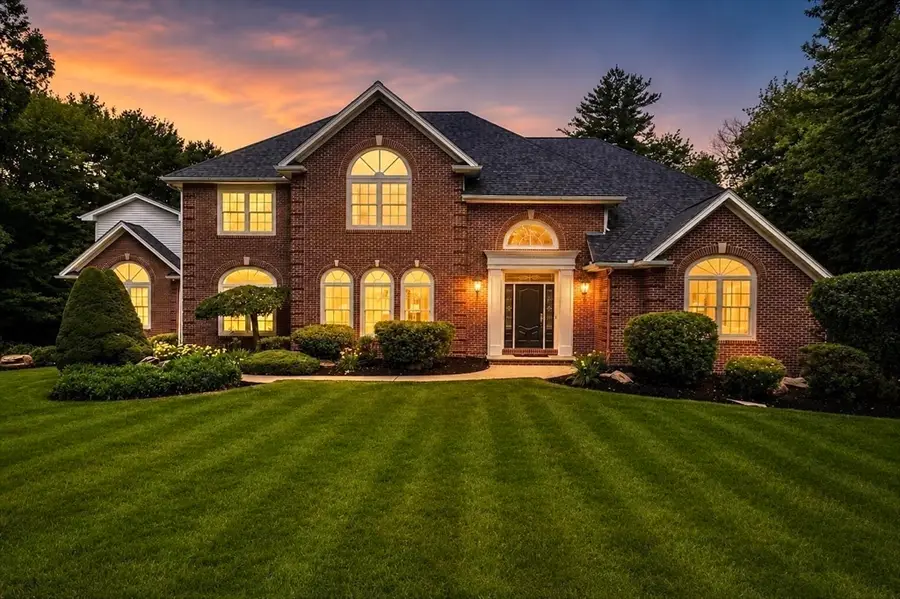 2 Eden Cir, Westborough, MA 01581 - #2