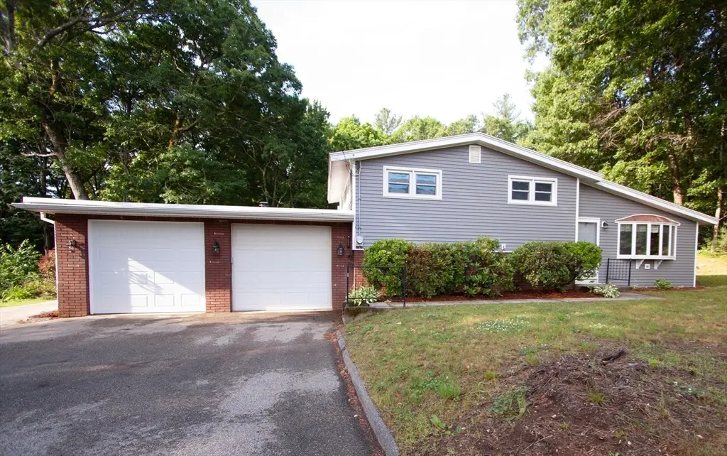 21 Siani Rd, Rochdale, MA 01542 - #1