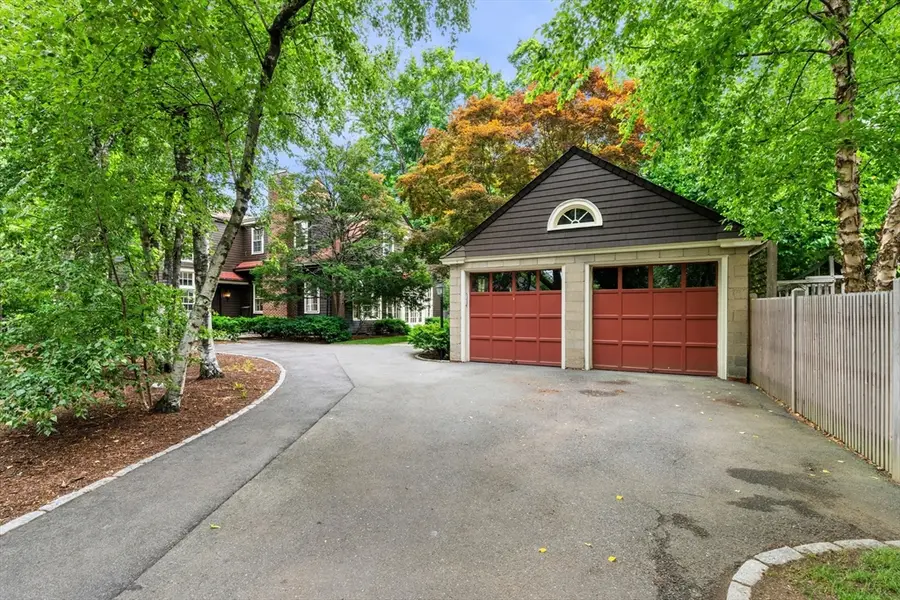 10 Traill St, Cambridge, MA 02138 - #3