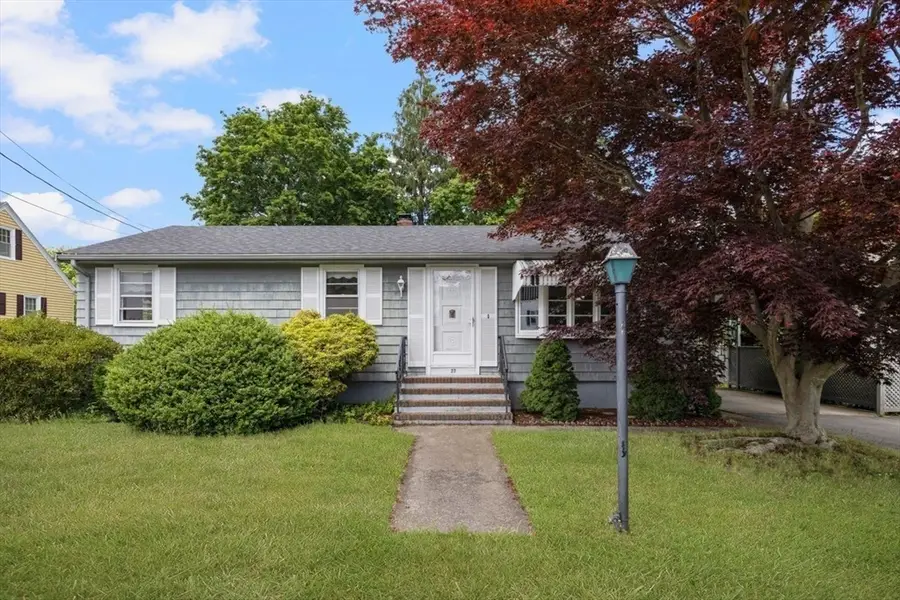 27 Hinsdale St, Swansea, MA 02777 - #2