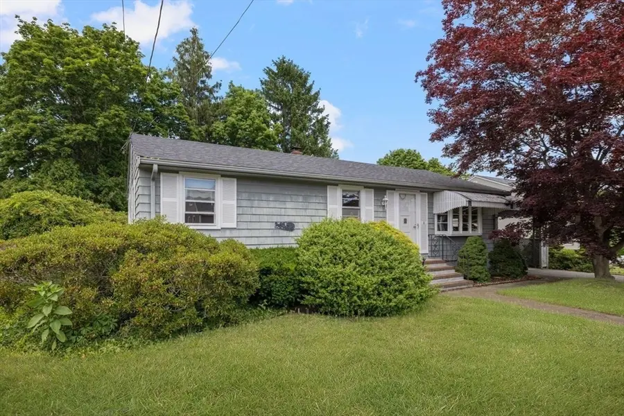 27 Hinsdale St, Swansea, MA 02777 - #3