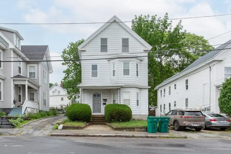 21 Myrtle St, Lowell, MA 01850 - #3