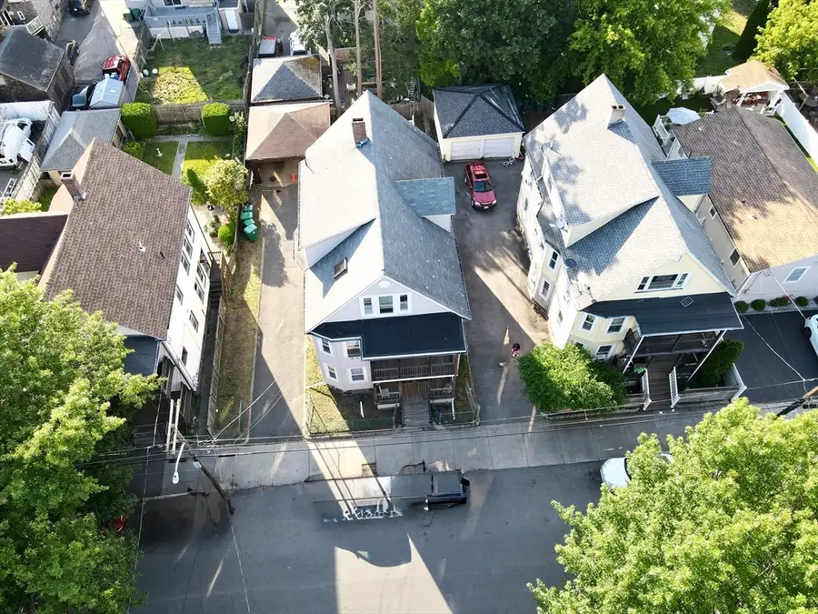 31-33 Hollingsworth St, Lynn, MA 01902 - #2