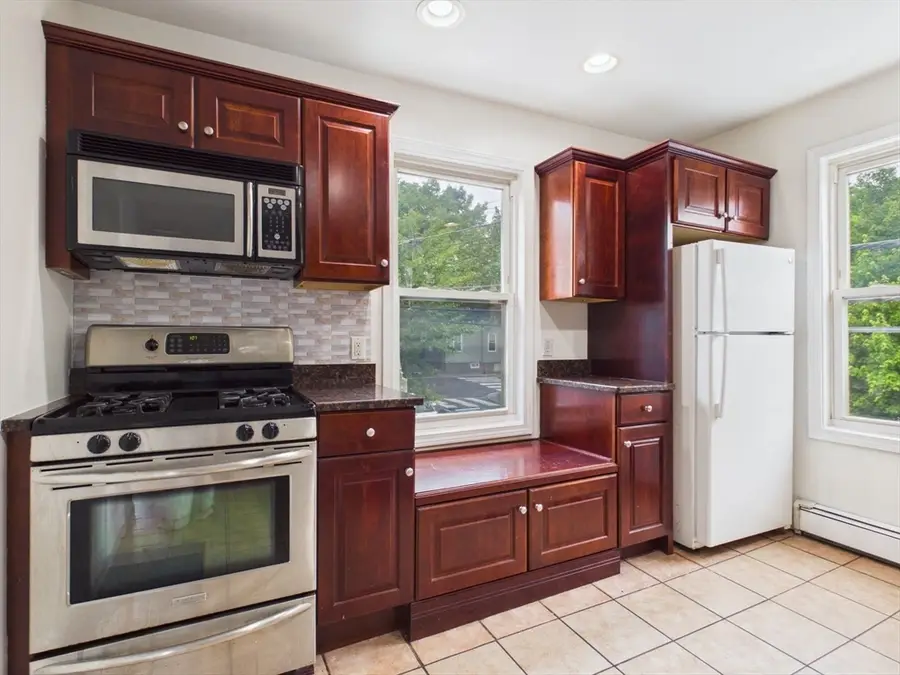 32 Sciarappa St #2, Cambridge, MA 02141 - #3