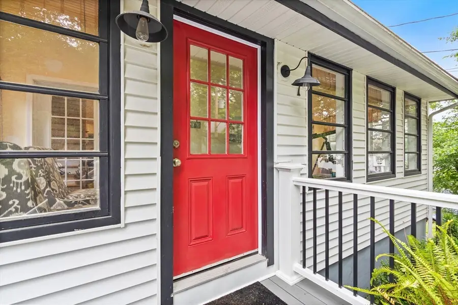 7 Intervale St, Woburn, MA 01801 - #2