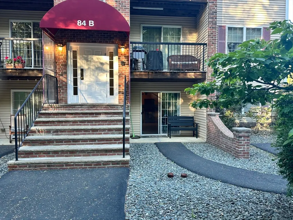 84 Cocasset St #B2, Foxboro, MA 02035 - #1