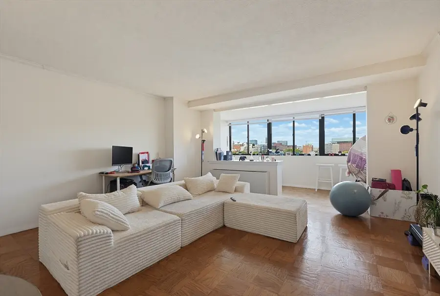 6 Whittier Pl #7B, Boston, MA 02114 - #2