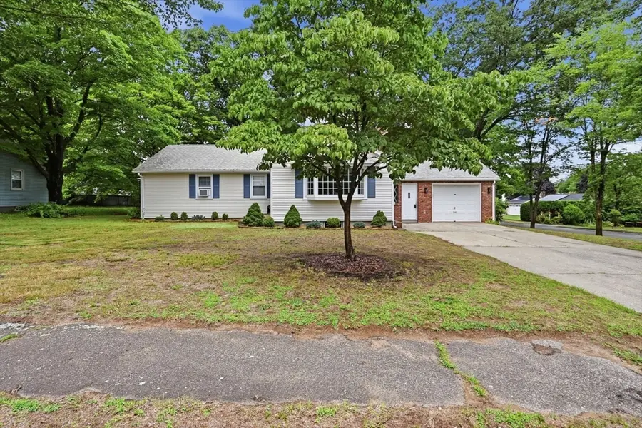 171 Thalia Dr, Feeding Hills, MA 01030 - #3