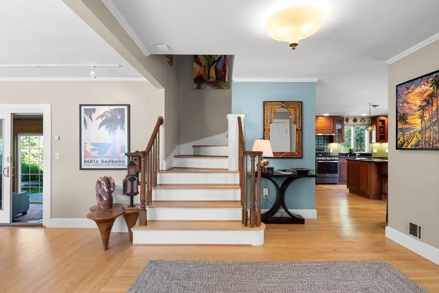 94 Lovett St, Beverly, MA 01915 - #3