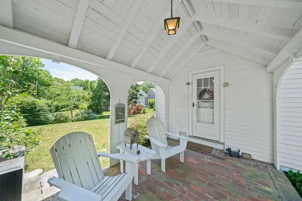 455 Shore Rd, Bourne, MA 02532