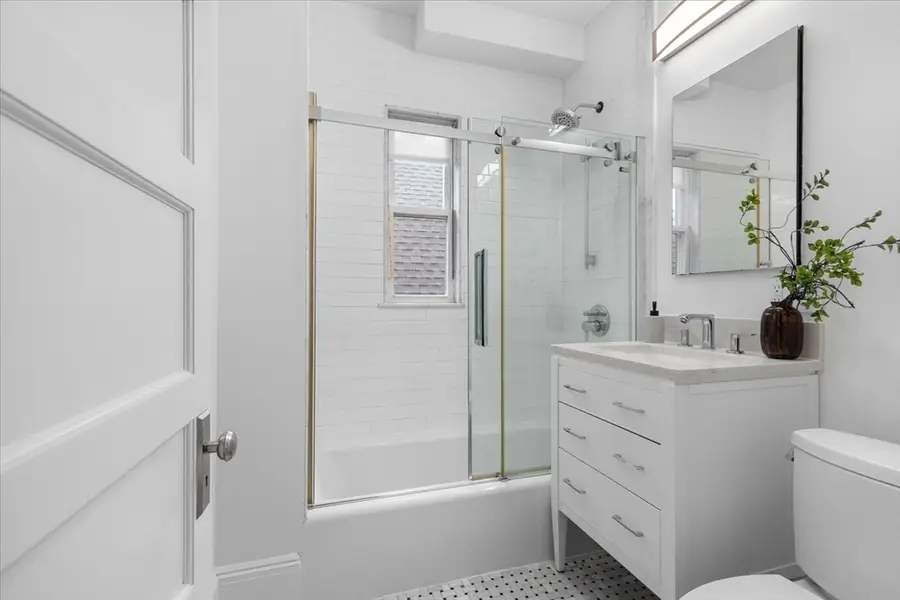 7 Mountain Ave #2, Somerville, MA 02143 - #3