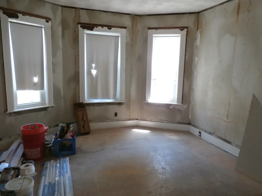 19 Stevens St, Malden, MA 02148 - #2