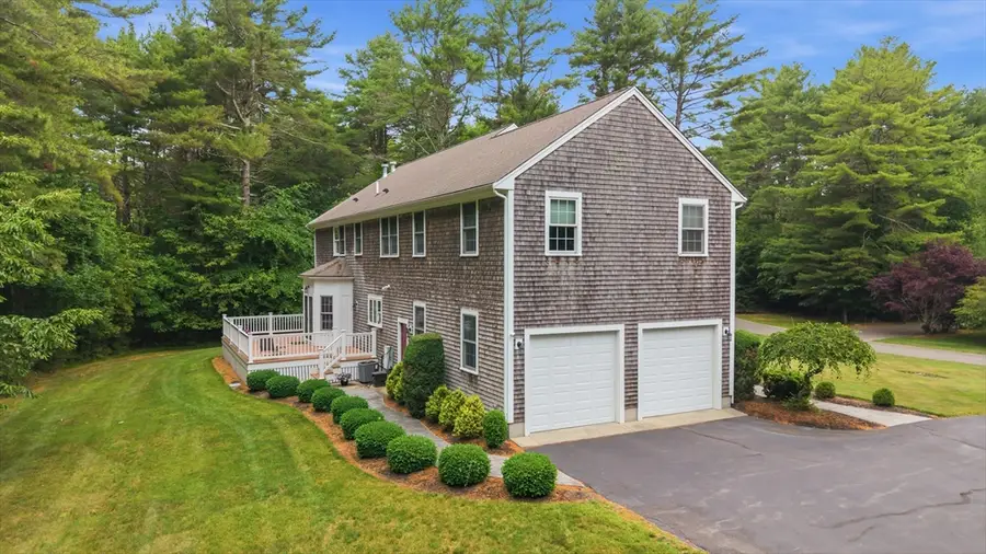 4 Rileys Way, Dartmouth, MA 02747 - #3