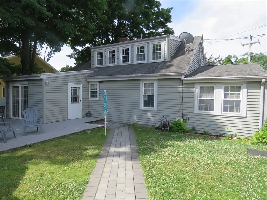 812 East St, Dedham, MA 02026 - #3