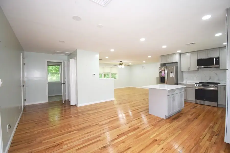 302 Lake Street, Shrewsbury, MA 01545 - #3