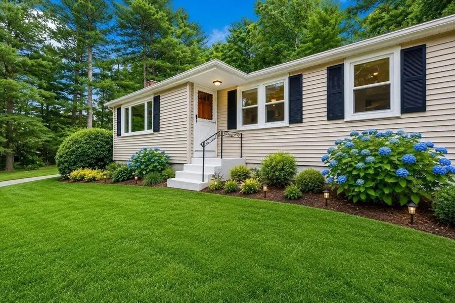 4 Cross St, Foxboro, MA 02035 - #2