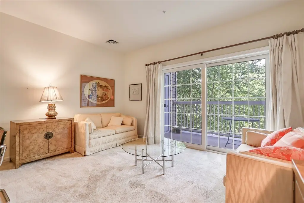 36 Abigail Way #1009, Reading, MA 01867 - #1