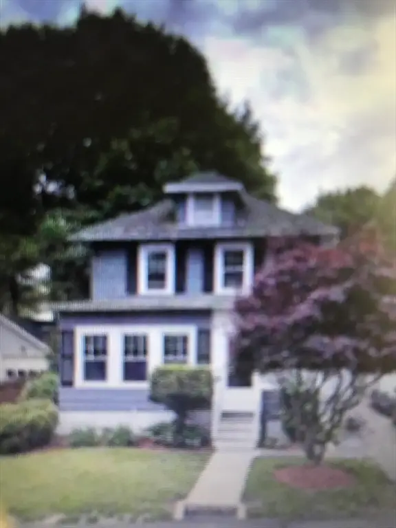 12 Regina Rd, Lynn, MA 01904
