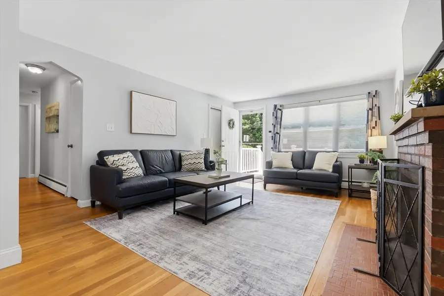 542 Trapelo Rd, Waltham, MA 02452 - #3