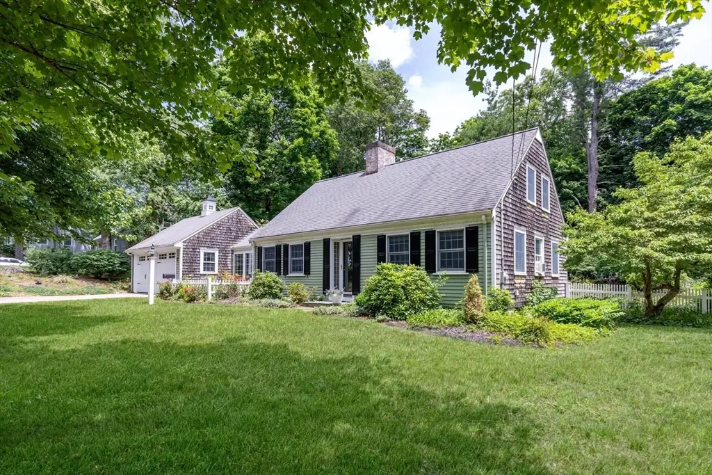 9 Hoover Rd, Hingham, MA 02043 - #1