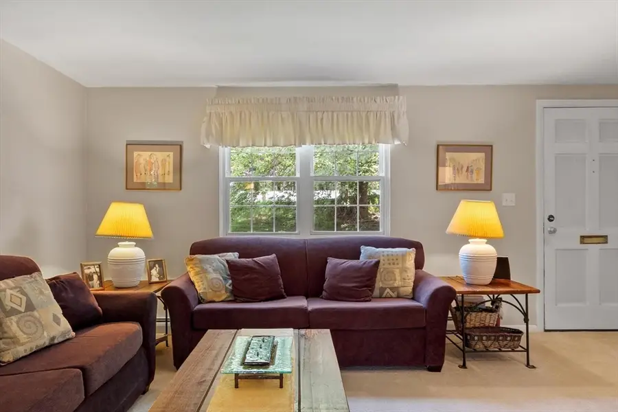 4 Village Green Dr #4, North Andover, MA 01845 - #3