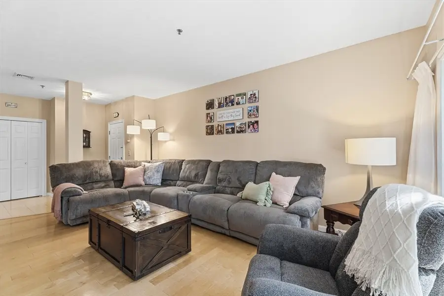 1 Riverview Blvd #1-006, Methuen, MA 01844 - #2