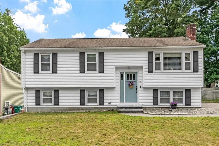 15 Dallas Rd, Lowell, MA 01854 - #3