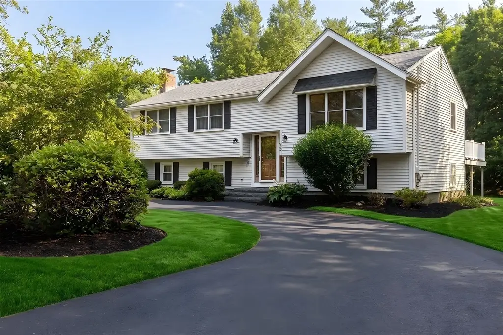 73 Highland St, Easton, MA 02375 - #1