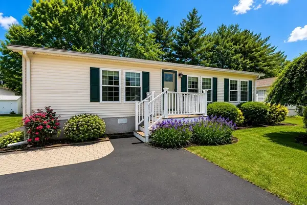 4 Trailwood Drive, Bridgewater, MA 02324