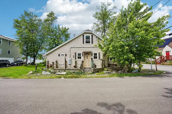 49 Ellerton St, Revere, MA 02151