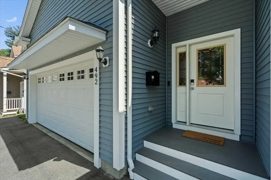 492 Hamilton St, Worcester, MA 01604 - #3