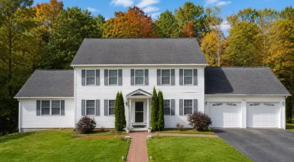 5 Poe Cir, Tyngsborough, MA 01879