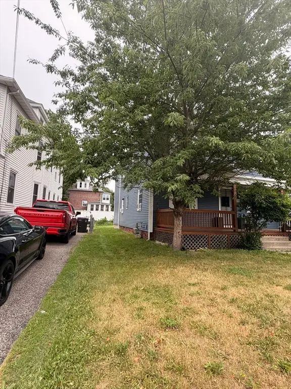 33-35 Hitchcock St, Holyoke, MA 01040 - #3
