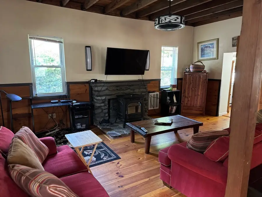 183 West Sturbridge Rd, East Brookfield, MA 01515 - #3