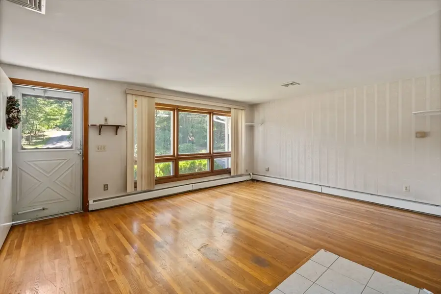 257 Morgan Ave, Johnston, RI 02919 - #3