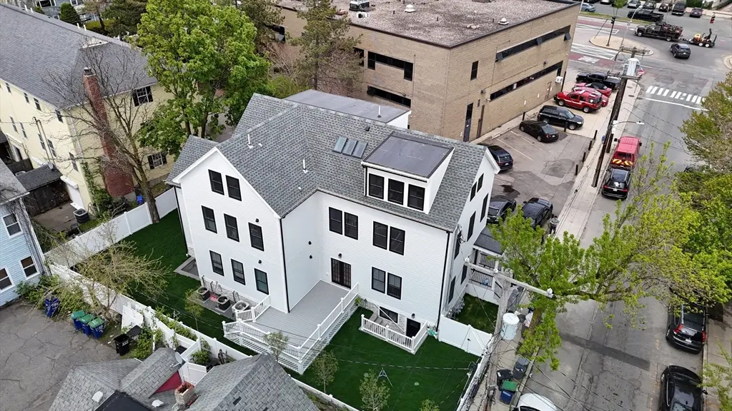 174 Walnut Street, Somerville, MA 02145 - #1