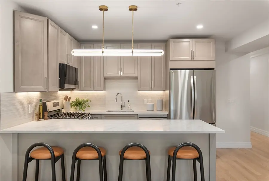 72 Hyde Park Ave #3, Boston, MA 02130 - #3