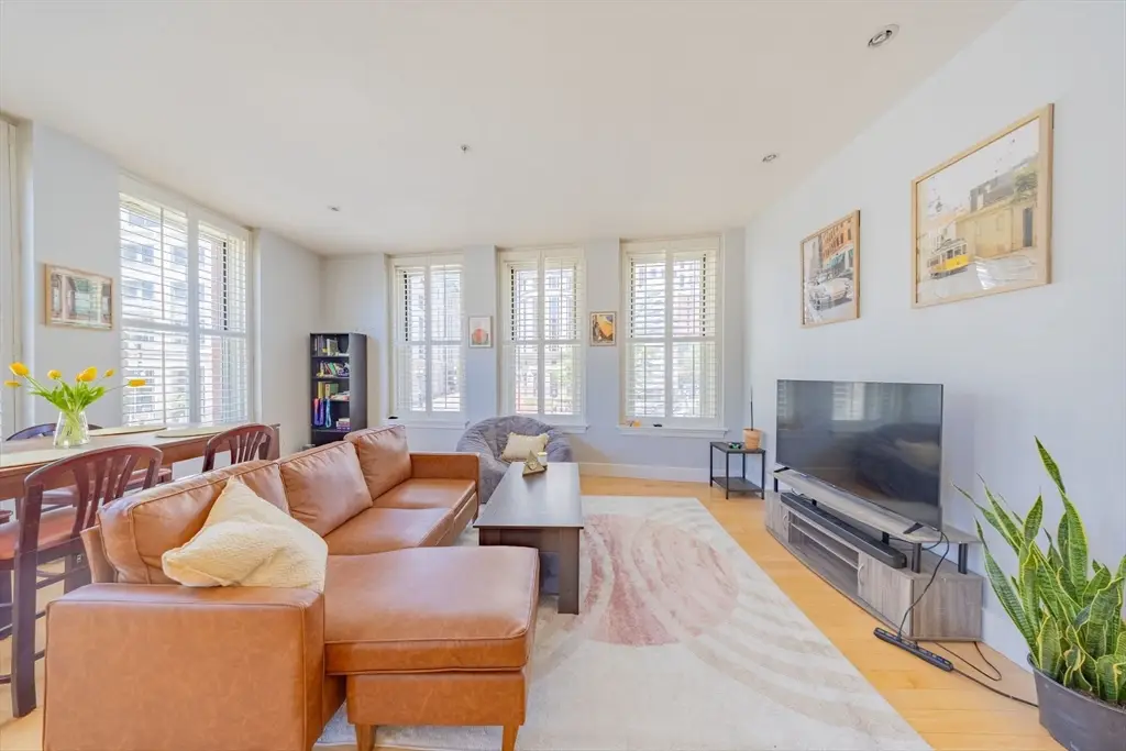 70 Lincoln St. #L212, Boston, MA 02111 - #1