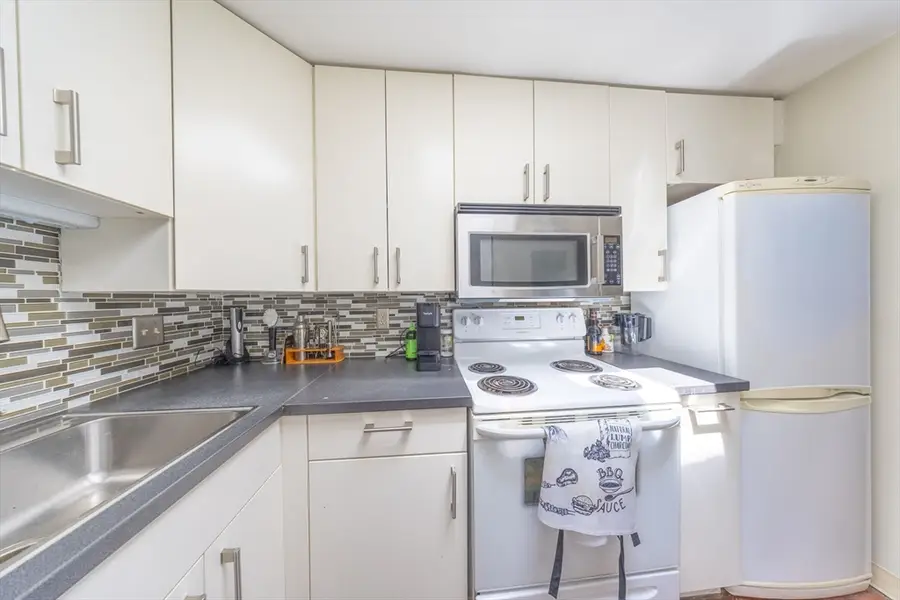 102 Gainsborough St #402E, Boston, MA 02115 - #3