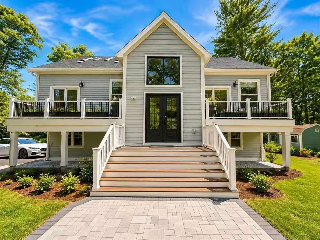 22 Meadowbrook Rd, Bedford, MA 01730 - #1