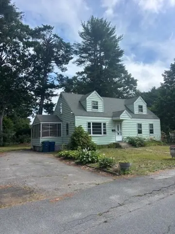 123 Patten Rd, Tewksbury, MA 01876