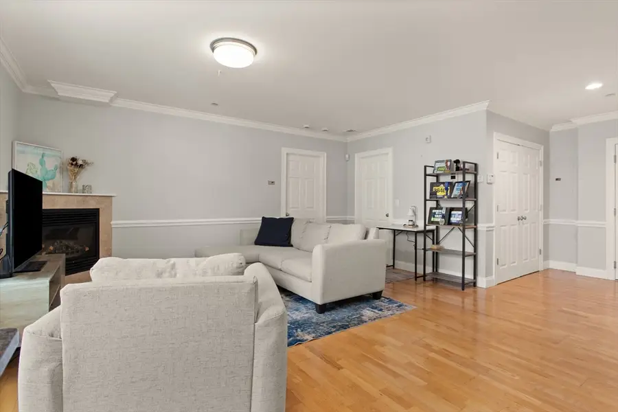 40 Hancock St #10, Boston, MA 02125 - #3