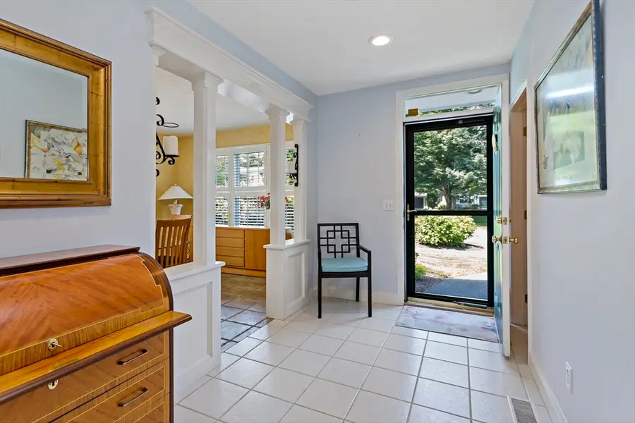 5 Mayfair Ct #5, Mashpee, MA 02649 - #3