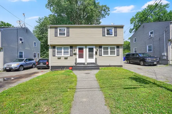 57-59 E Bay Path Ter, Springfield, MA 01109