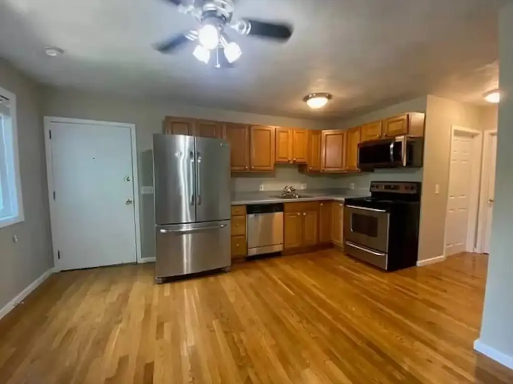 16 Cleveland Place #8, Gloucester, MA 01930 - #1