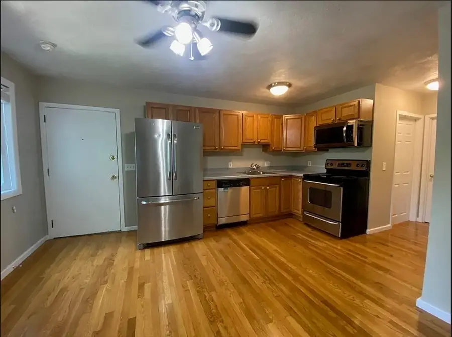 16 Cleveland Place #8, Gloucester, MA 01930 - #2