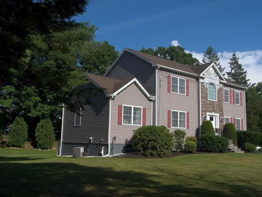 52 Phelps St, Marlborough, MA 01752 - #2