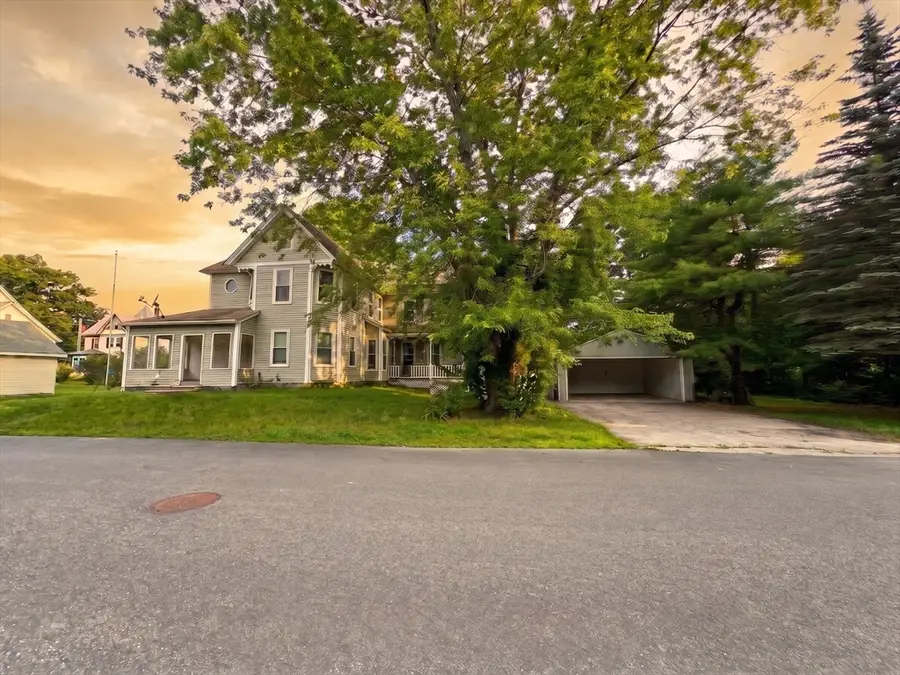 15 Blodgett Street, Orange, MA 01364 - #3
